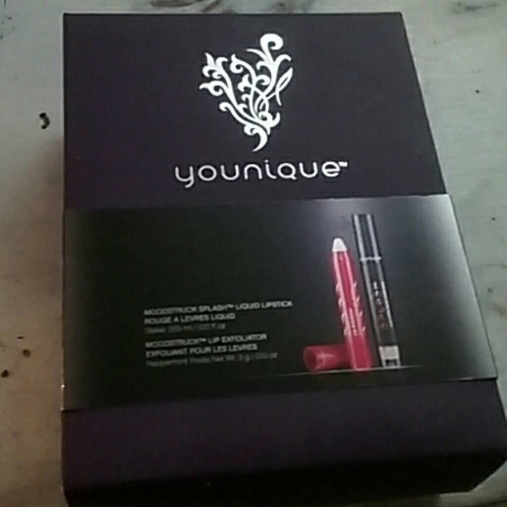 Younique giftset